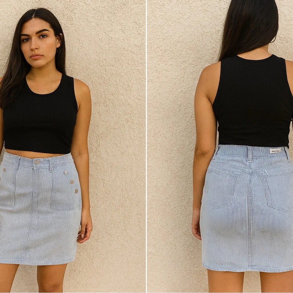 Westbound Light Blue Striped Mini‎ Skirt